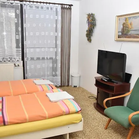Quarto em Acomodações Particulares Na Kopecku Ceske Budejovice